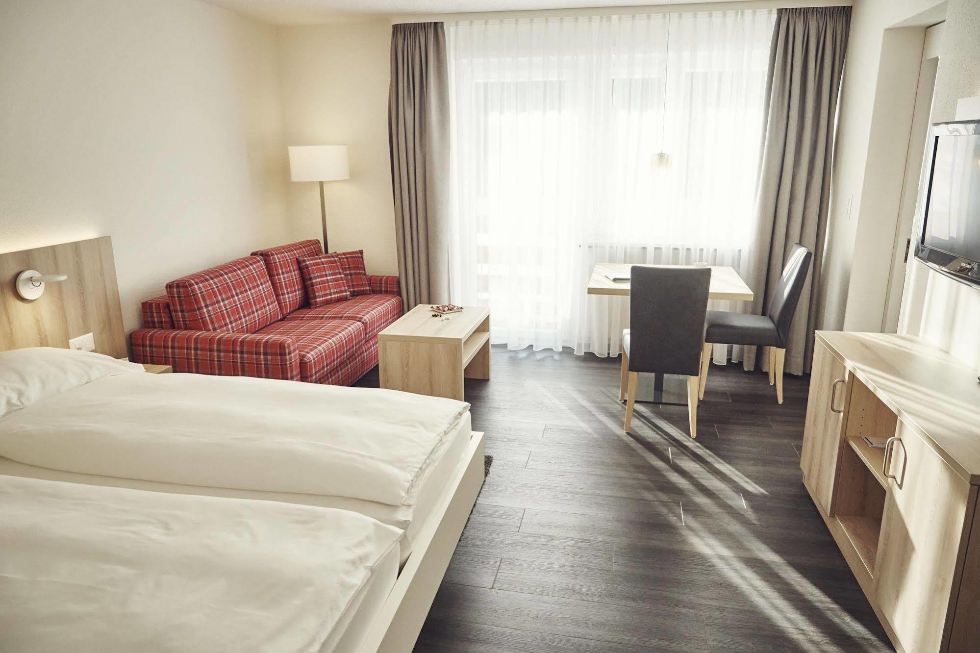 Serviced Apartments By Solaria Давос Екстер'єр фото